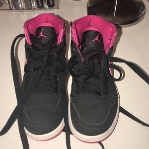 Nike:Jordan kids shoes